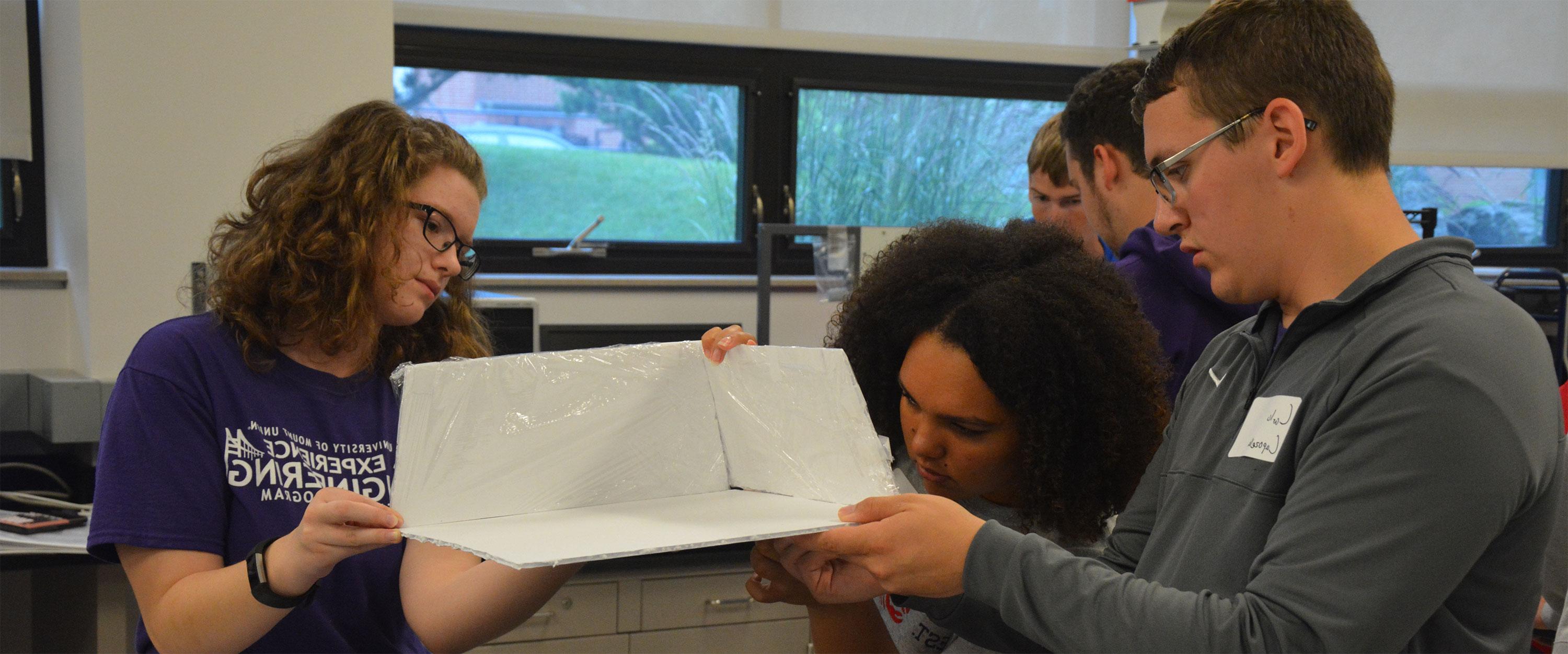 Participants in the Experience Engineering Summer Camp in the engineering lab